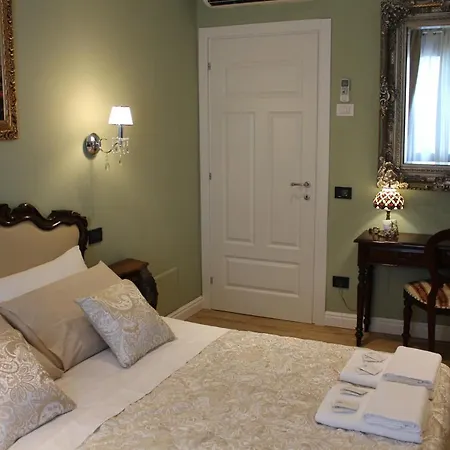 Fine Venice Bed & Breakfast 2*